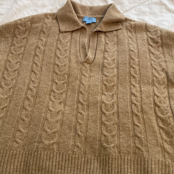 CeCe Collared Sweater in Tan or Camel, M - Picture 8 of 10